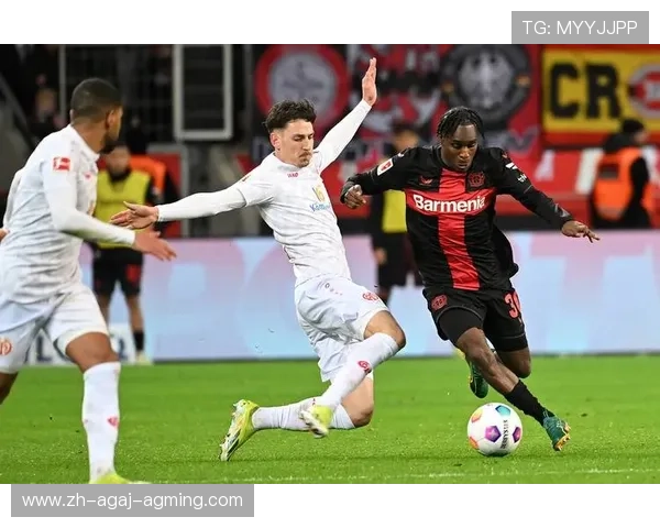 重绘德甲球队:对德甲球队的重绘与新形象塑造 重绘德甲球队:对德甲球队的重绘与新形象塑造